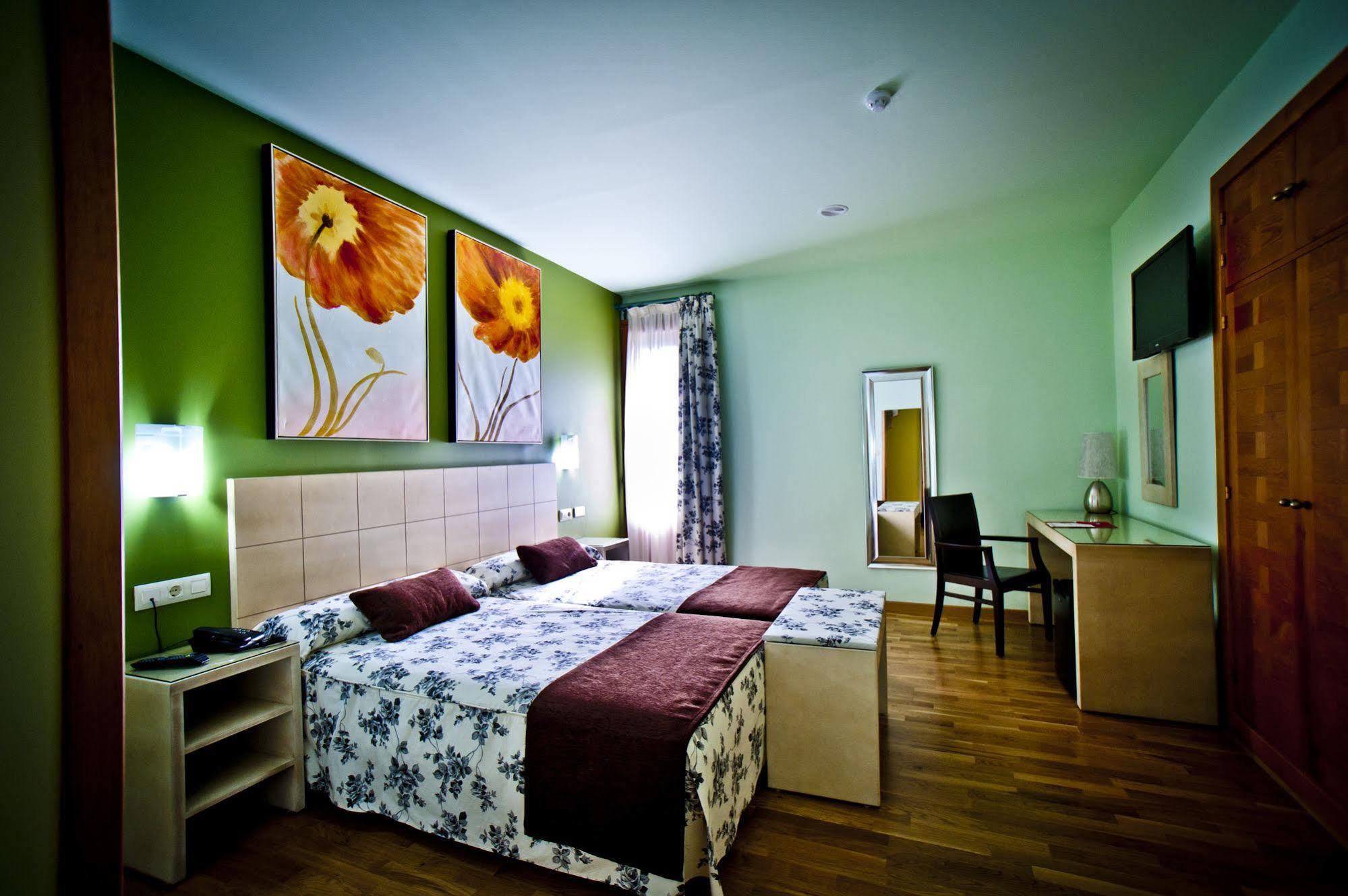 Hotel Condes De Castilla Segovia Luaran gambar
